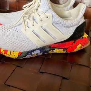 Adidas women runners 7.5 torsion system